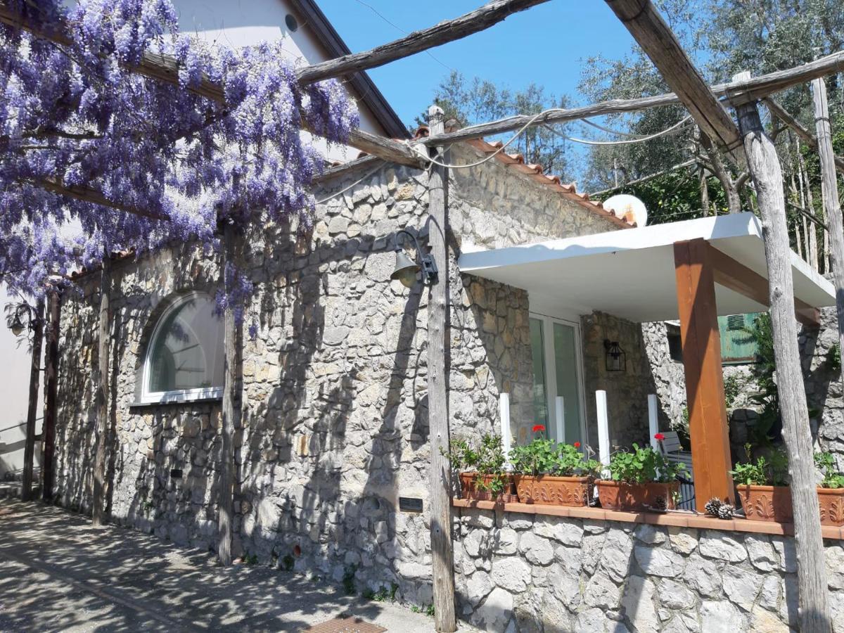 Ferienwohnung Shedir Vico Equense Exterior foto